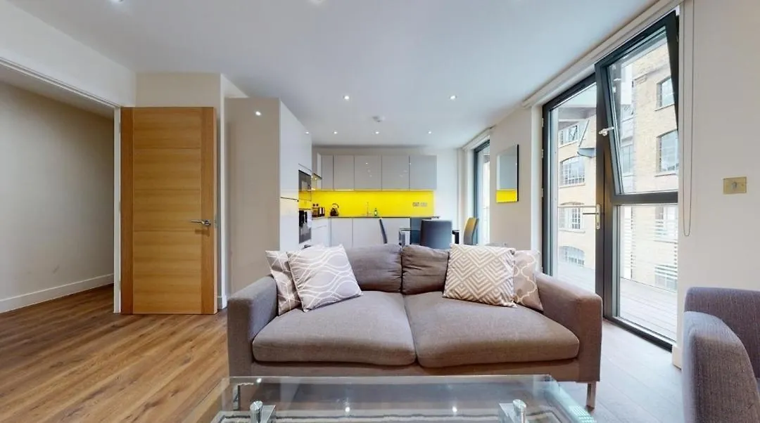 Modern 2 Bedroom Apartment London Canary Wharf O2 Arena Excel London - Great Transport Links 0*,  Velká Británie